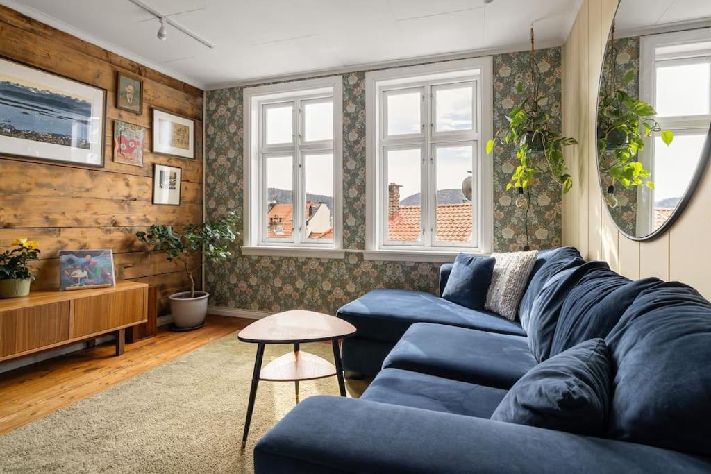 Det Lille Rode Huset Ved Floibanen Villa Bergen Buitenkant foto