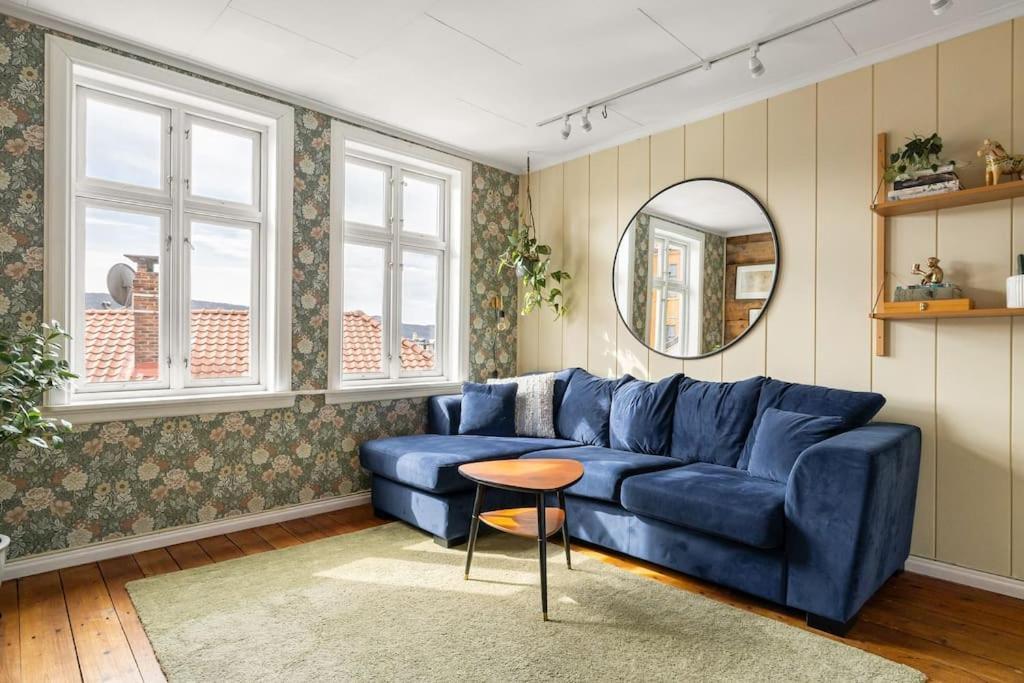 Det Lille Rode Huset Ved Floibanen Villa Bergen Buitenkant foto